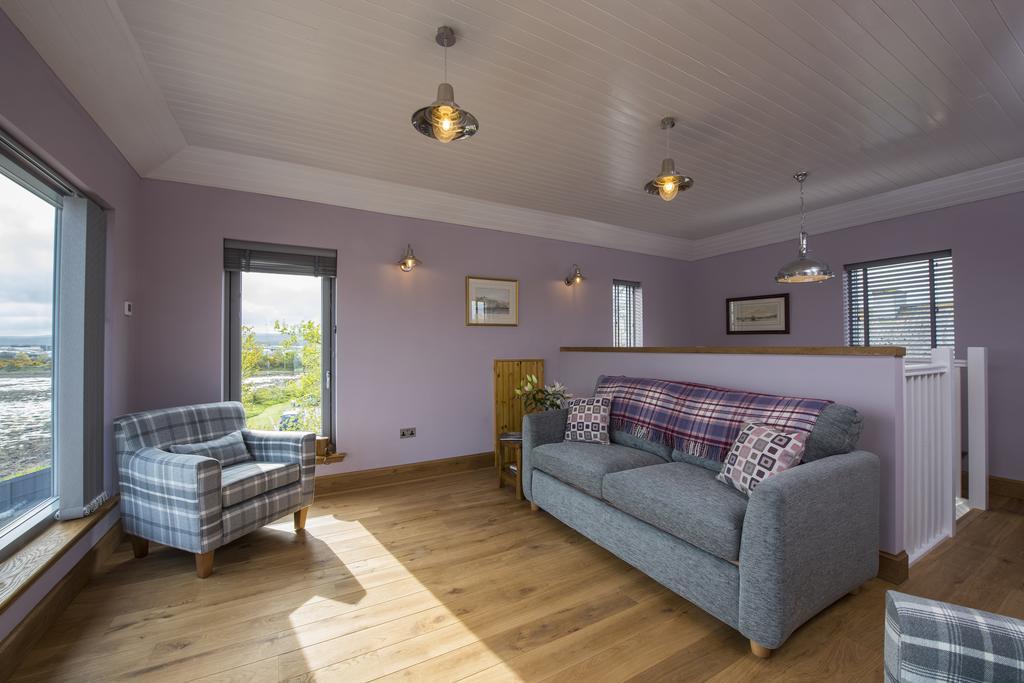 Tangle Tower Villa Inverness Ngoại thất bức ảnh