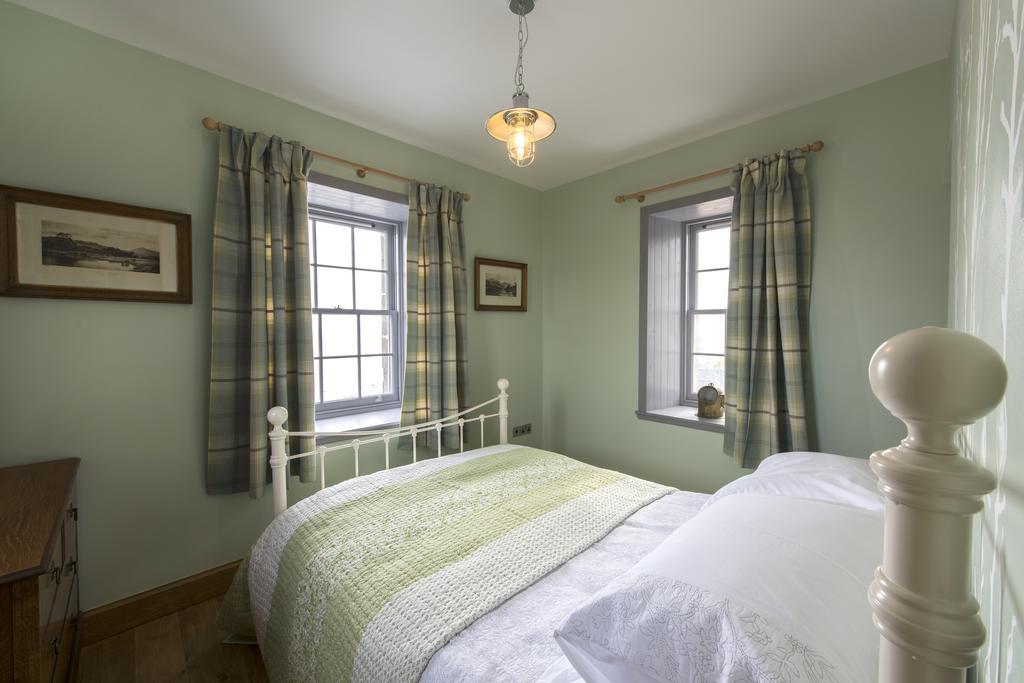 Tangle Tower Villa Inverness Ngoại thất bức ảnh